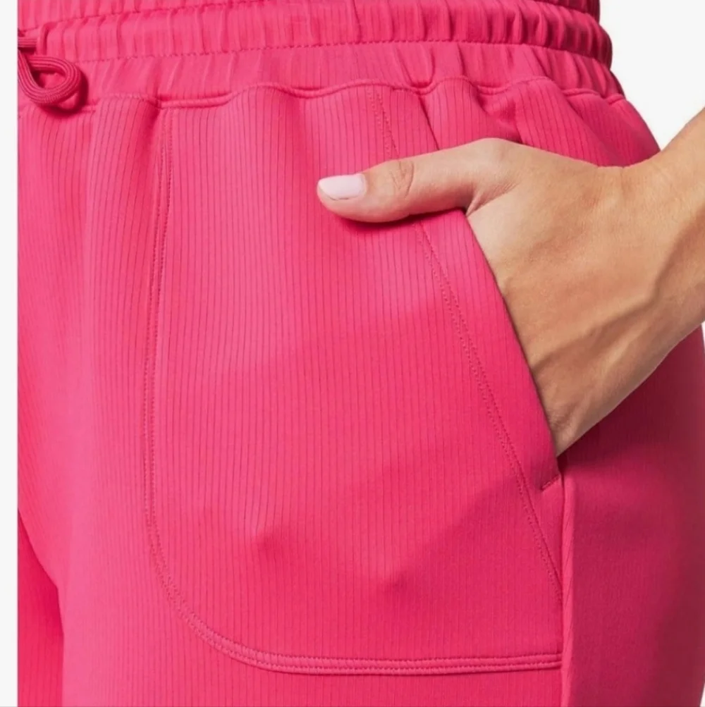 Mondetta moisture wicking